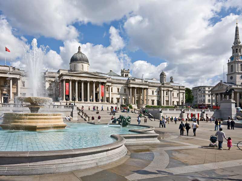 Trafalgar Square - Londra Classica e Misteriosa